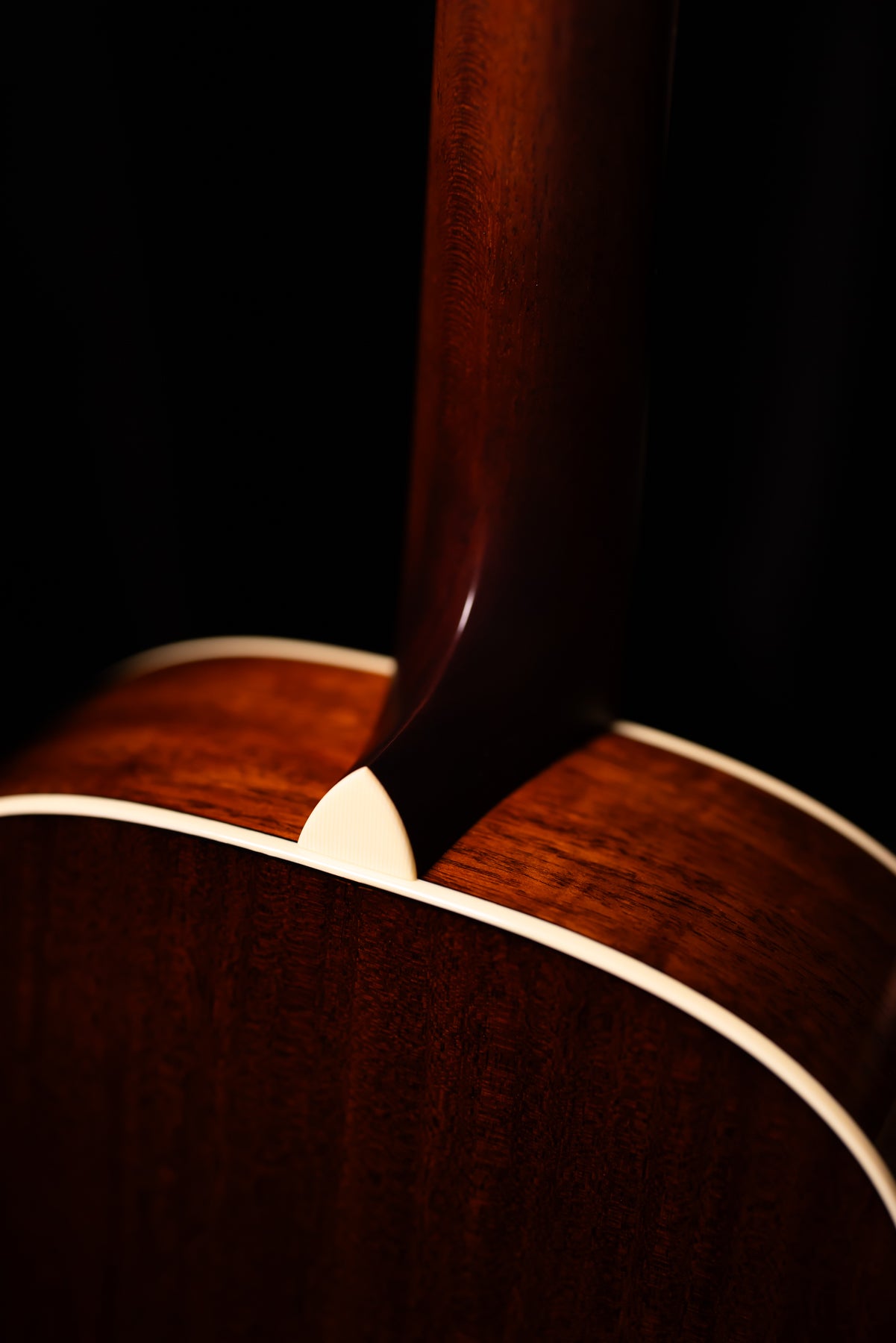 Bourgeois Touchstone LDB Standard/TS Torrefied Sitka/Mahogany