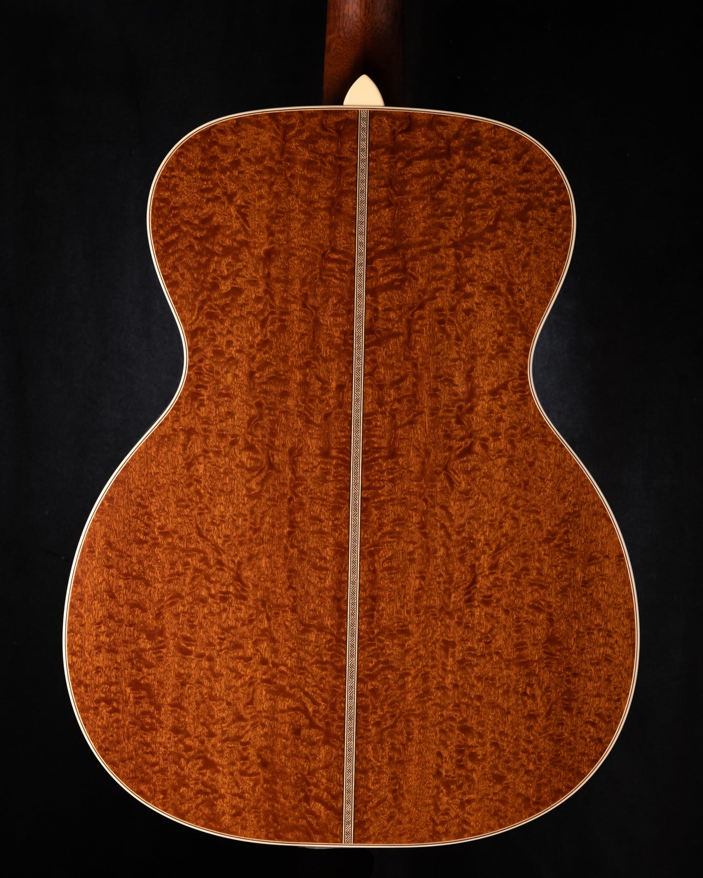 Bourgeois 00/12 'The Coupe' AT Italian Spruce/Double O Body 12 Fret Torrefied Italian Spruce / Highly FiguredSapele