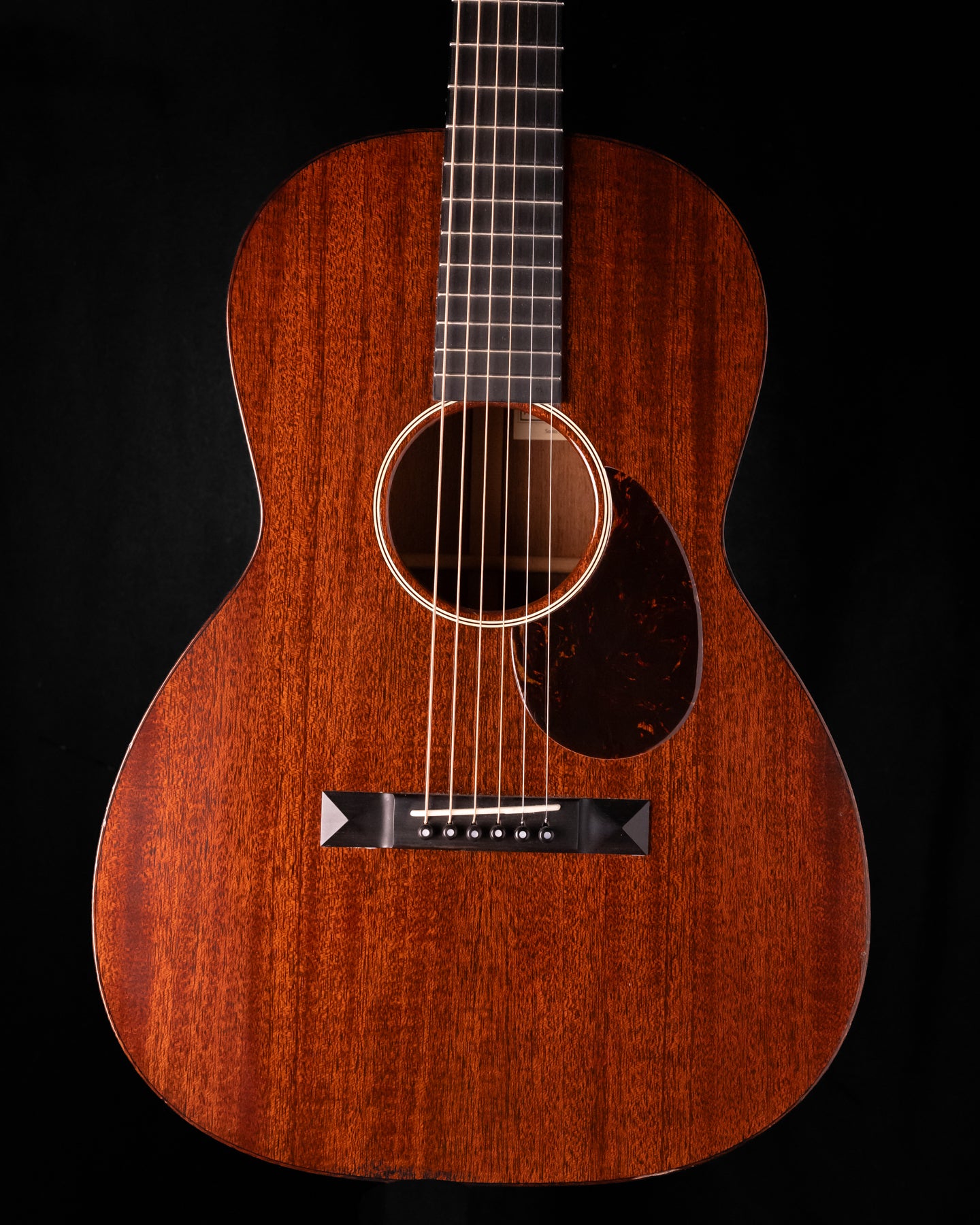 Previously Owned Santa Cruz 1929 00 Mahogany Top/Mahogany Back and Sides