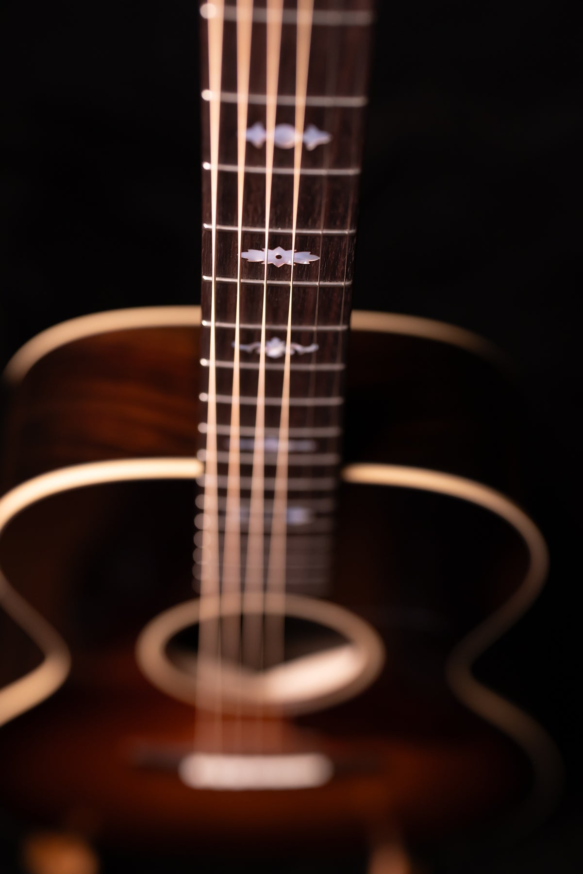 Huss & Dalton Crossroads 13 Custom 13 Fret Sitka/Indian Rosewood