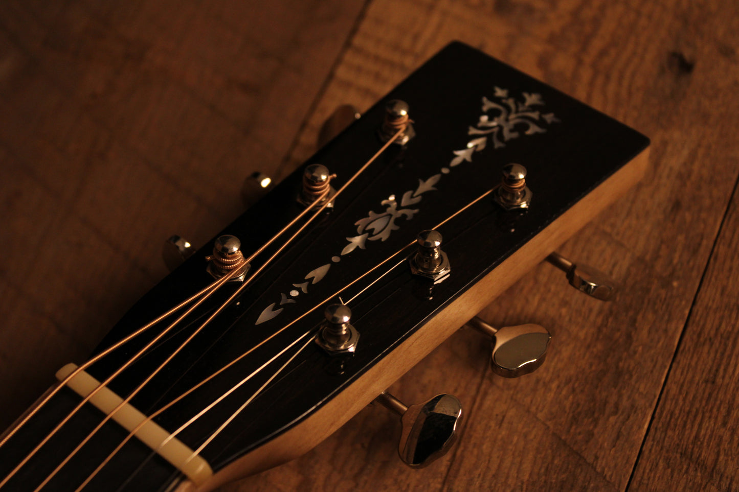 Hozen Red Label 12 Fret OO "Golden Era" Torrefied Sitka/Flamed Maple