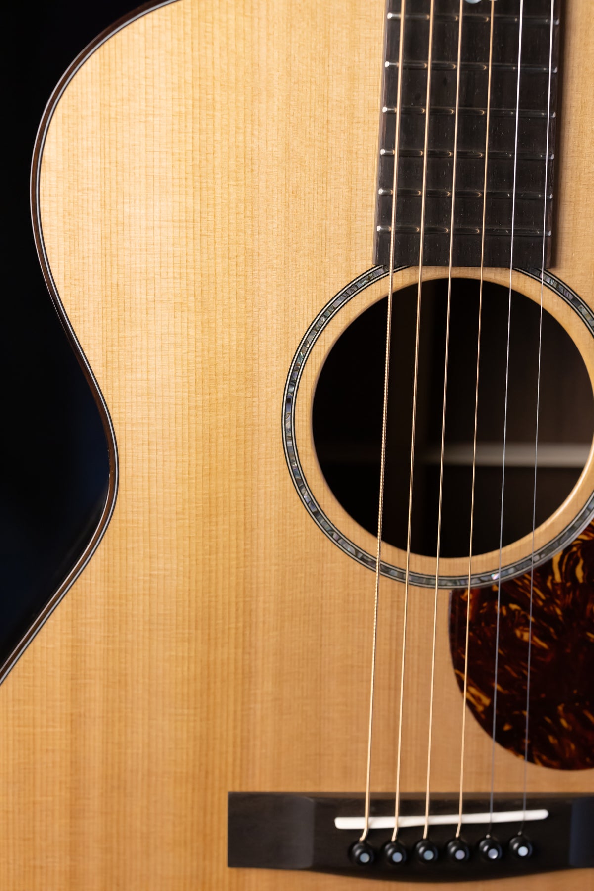 Huss & Dalton OM Custom Western Red Cedar / African Wenge
