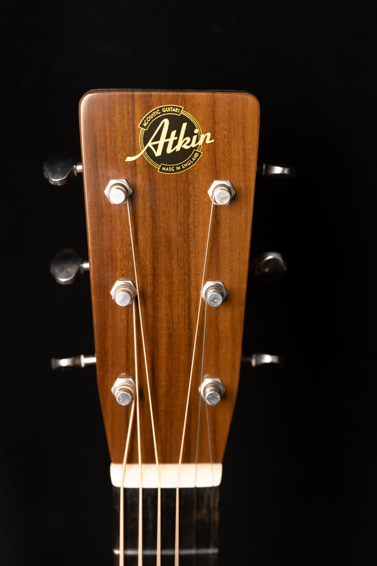 Atkin "Essential OM" Baked Sitka/ Mahogany