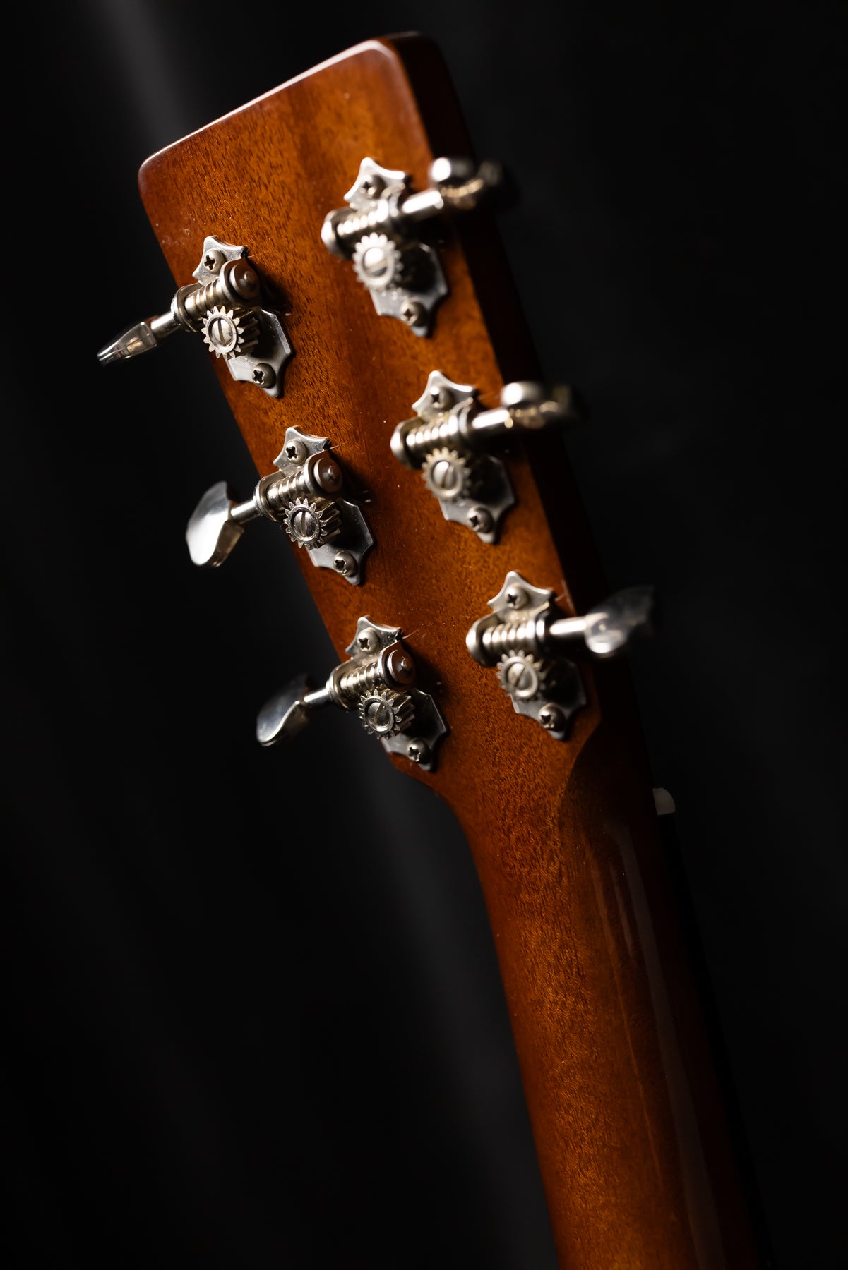 Atkin "Essential OM" Baked Sitka/ Mahogany