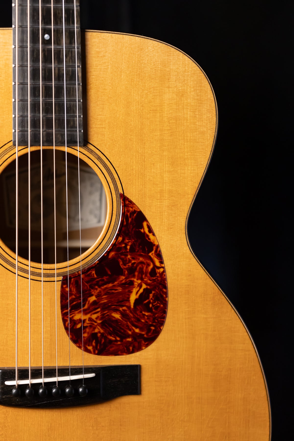 Atkin "Essential OM" Baked Sitka/ Mahogany