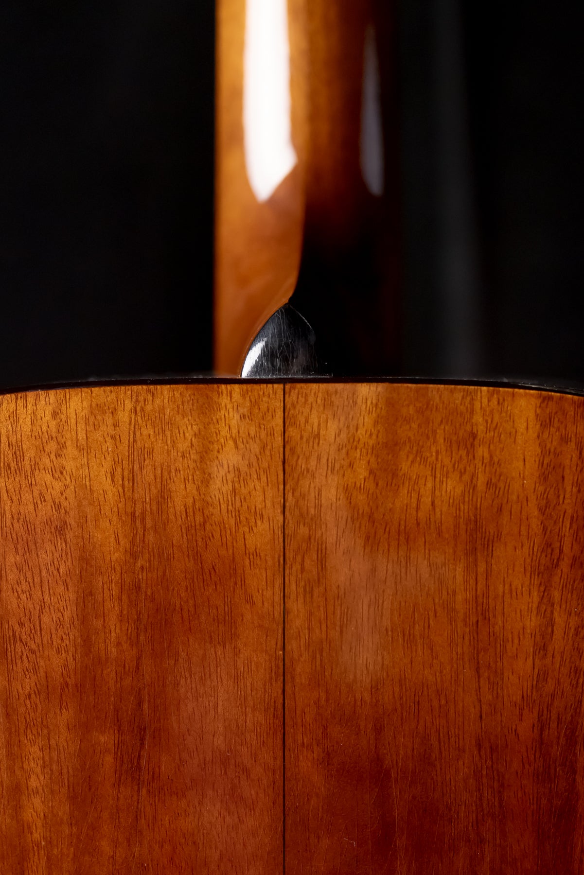 Atkin "Essential OM" Baked Sitka/ Mahogany