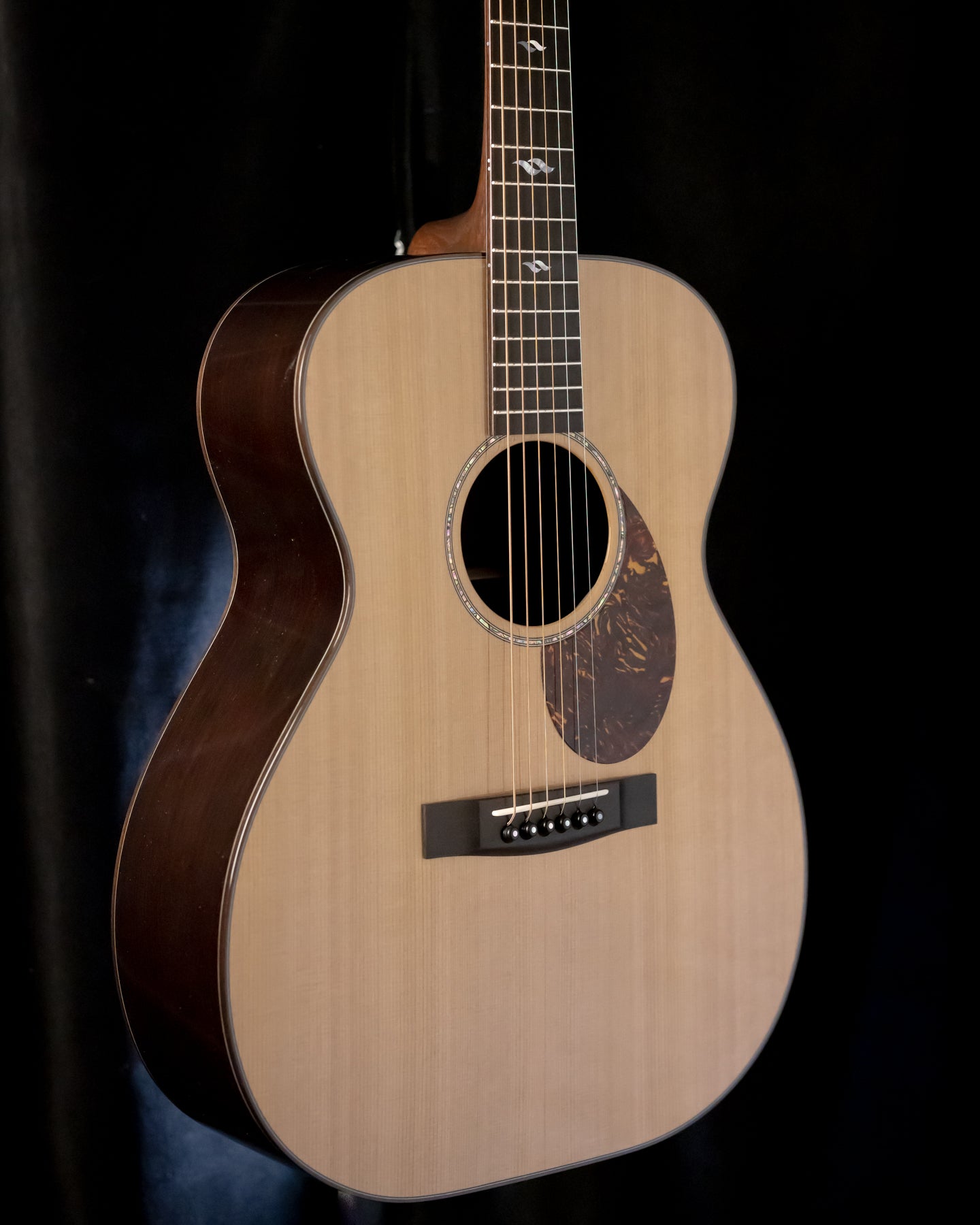 Huss & Dalton OM Custom Western Red Cedar / African Wenge