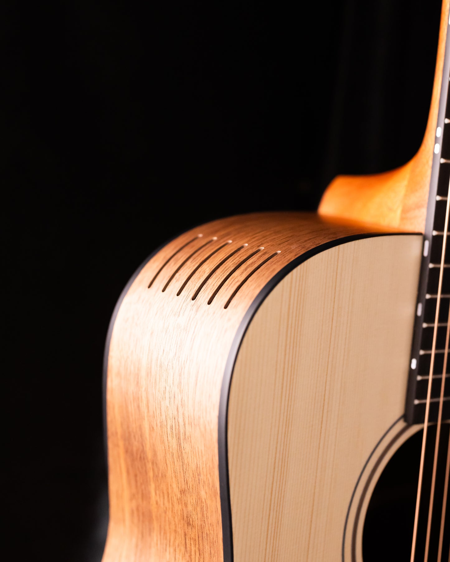 Furch Blue Performance Dc-EWa Engelmann Spruce/Walnut