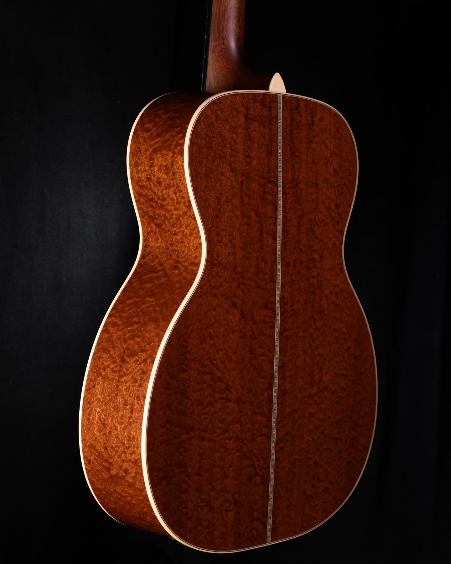 Bourgeois 00/12 'The Coupe' AT Italian Spruce/Double O Body 12 Fret Torrefied Italian Spruce / Highly FiguredSapele