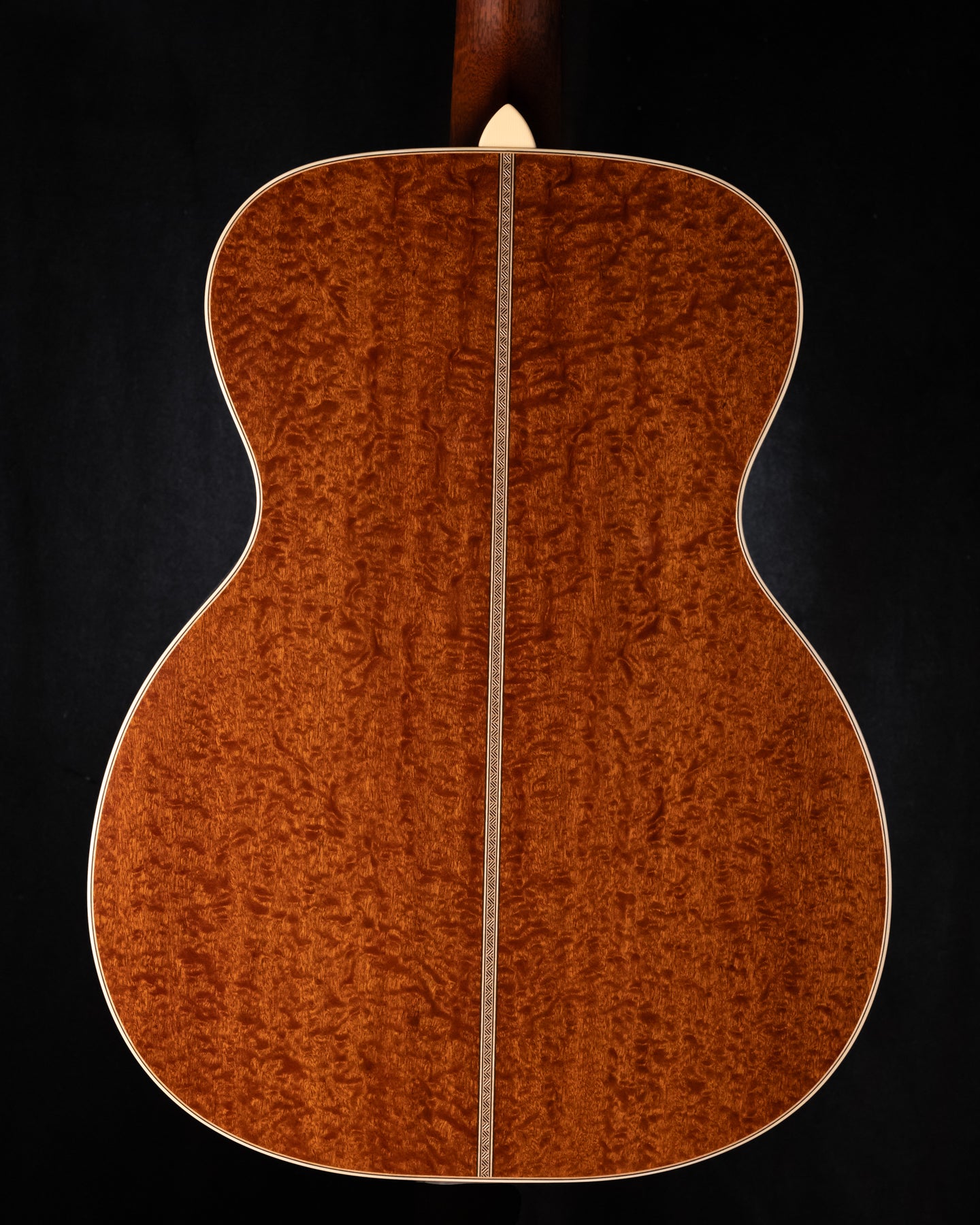 Bourgeois 00/12 'The Coupe' AT Italian Spruce/Double O Body 12 Fret Torrefied Italian Spruce / Highly FiguredSapele