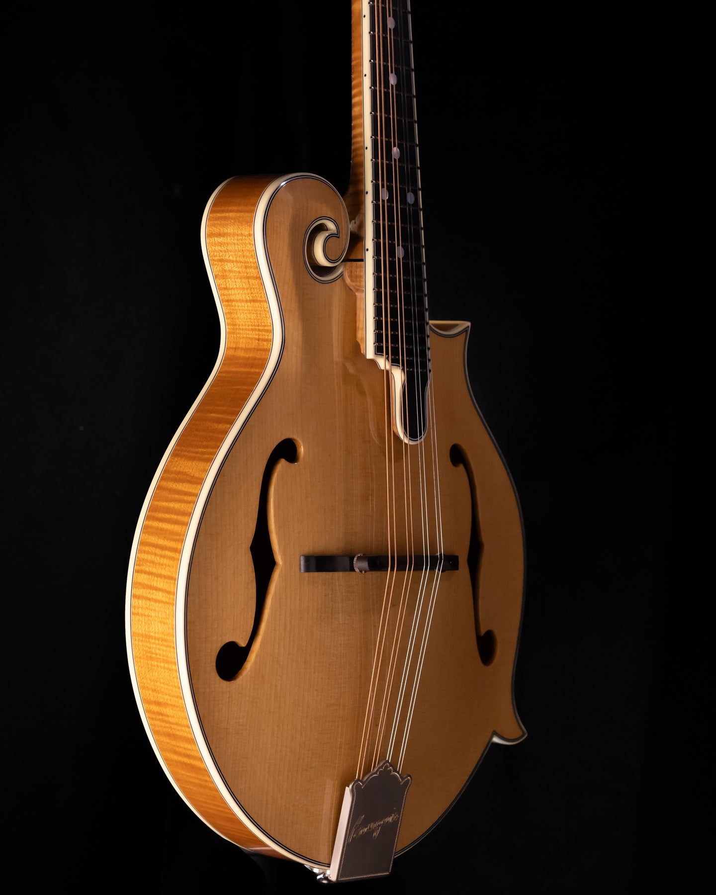 Bourgeois M5F Mandolin Torrefied Adirondack/ Highly Figured Maple