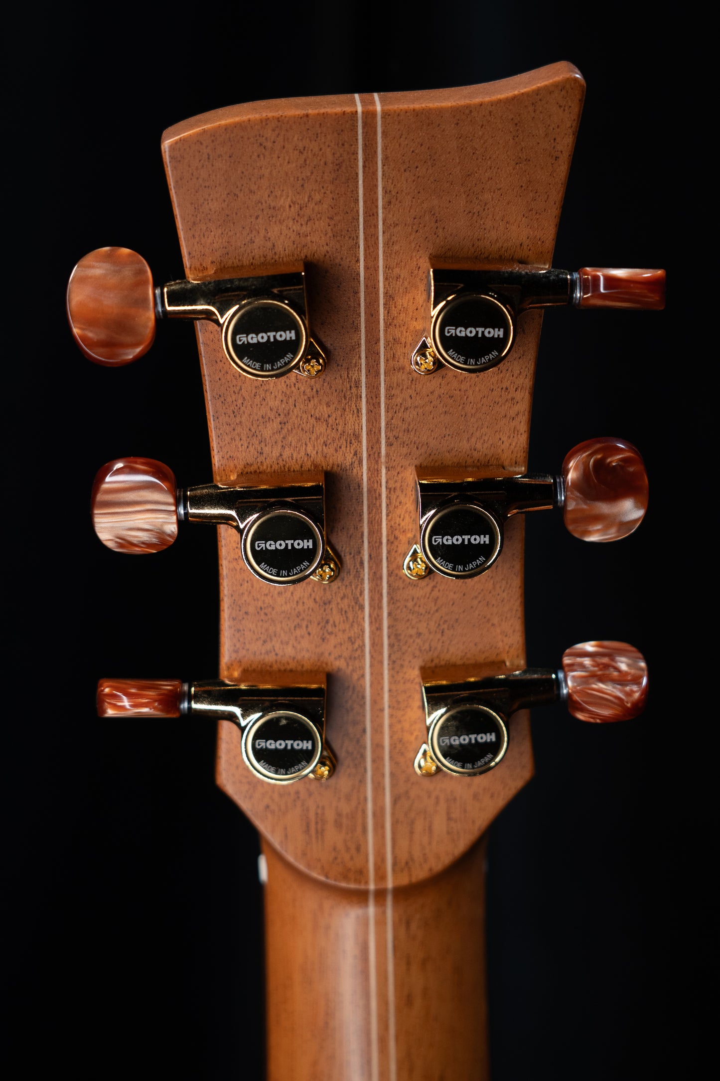 McIlroy A25 Cedar/English Black Walnut