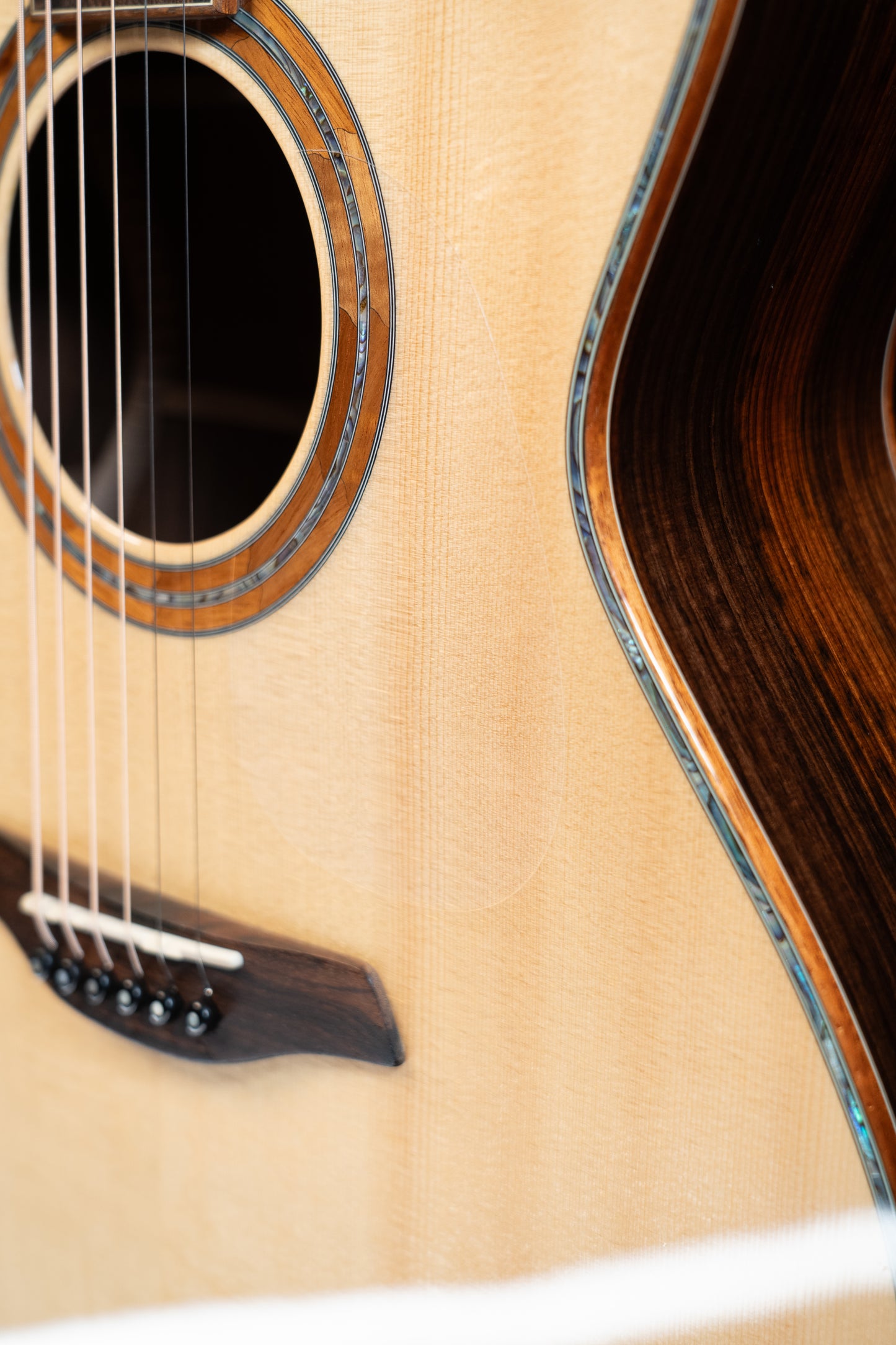 Previously Owned Furch Red Series G-LC Alpine/Cocobolo