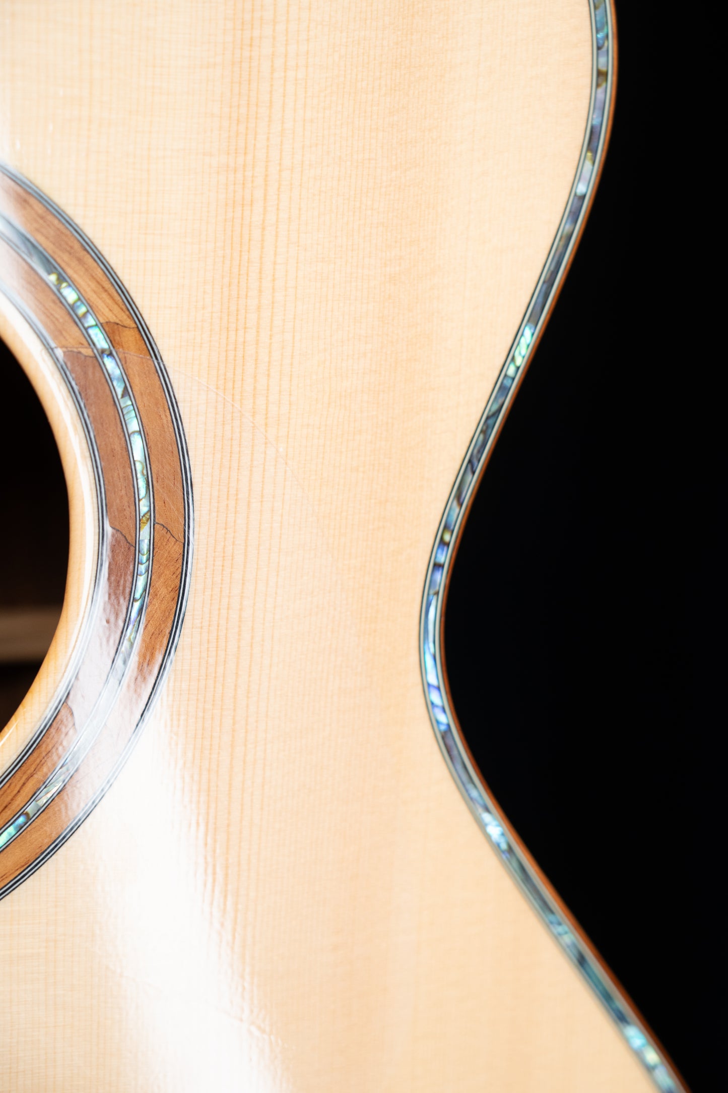 Previously Owned Furch Red Series G-LC Alpine/Cocobolo