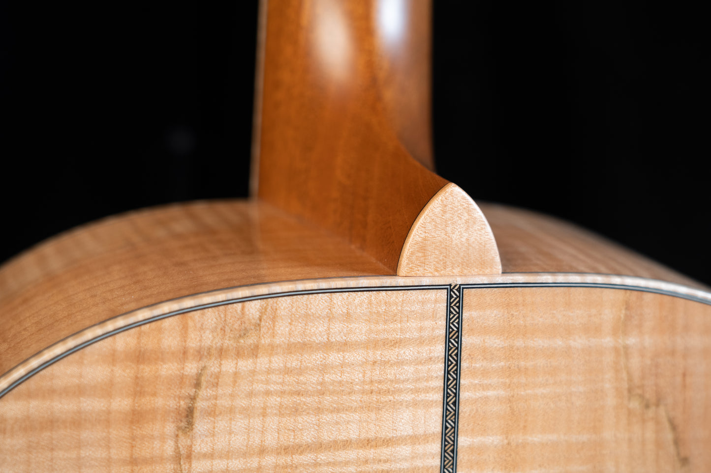 Huss & Dalton DS-12 Custom Slope 12 Fret Sinker Redwood/Sinker Maple