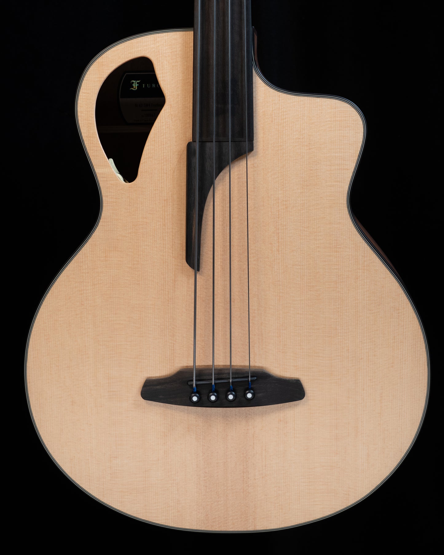 Furch Bc 62-SW 4 FR Sitka/Walnut Fretless! Baggs Anthem SL