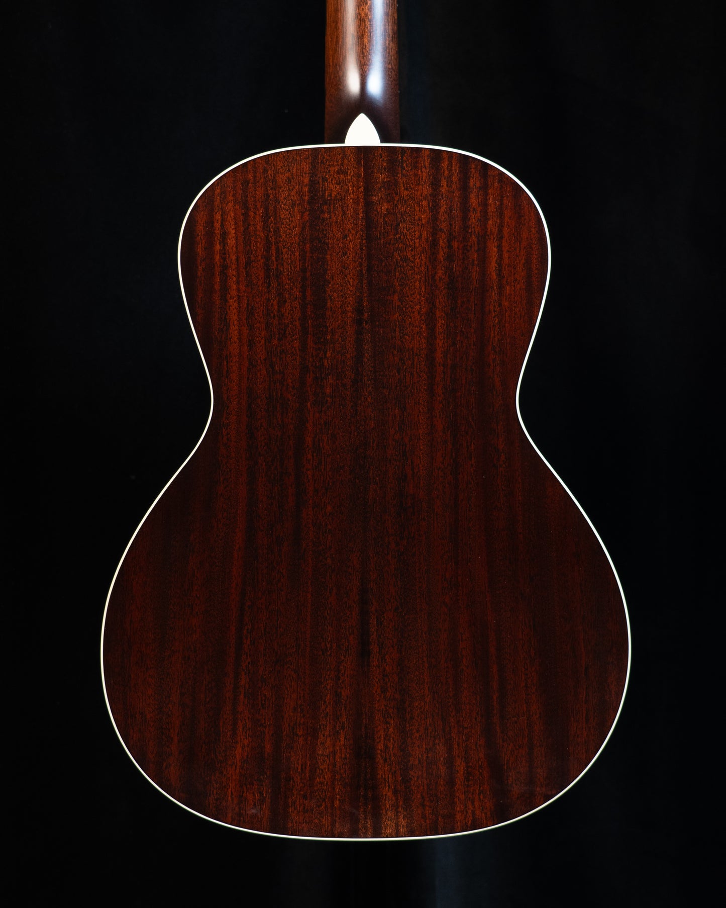 Bourgeois L-DBO The Artist Adirondack/ Mahogany
