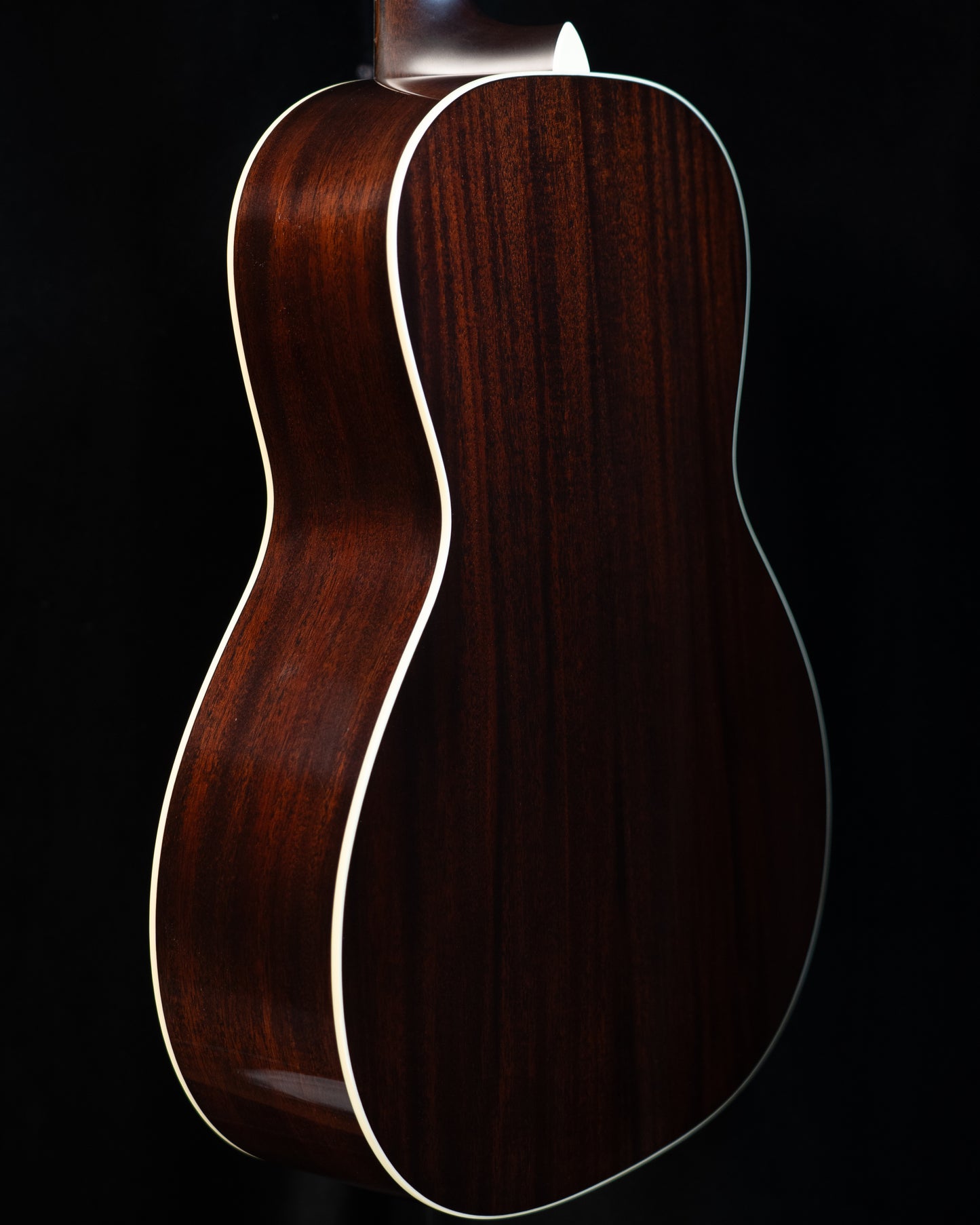 Bourgeois L-DBO The Artist Adirondack/ Mahogany