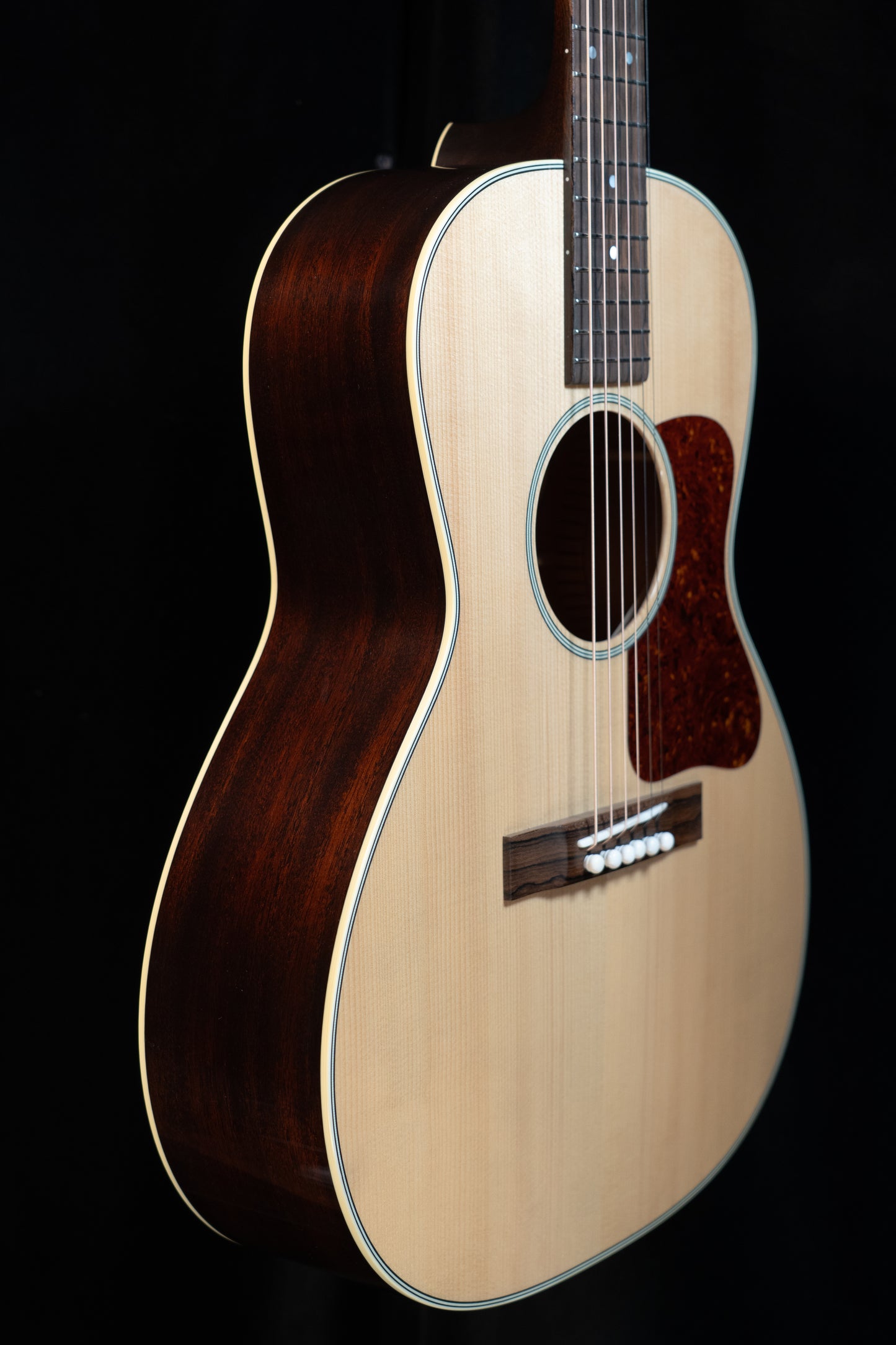 Bourgeois L-DBO The Artist Adirondack/ Mahogany