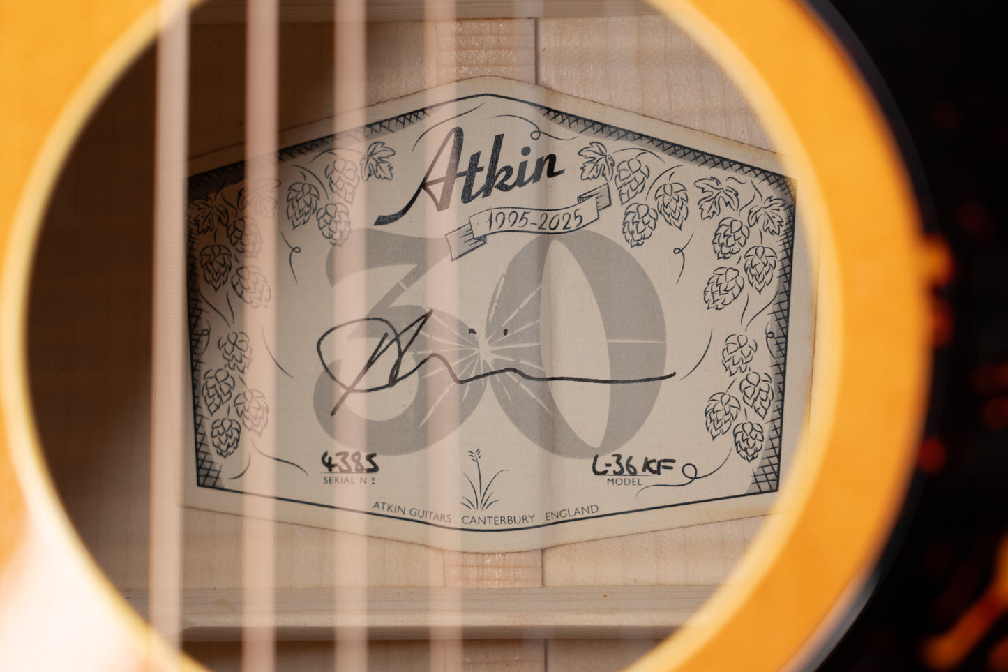 Atkin Kingfisher L-36 Baked Sitka/Flame Maple