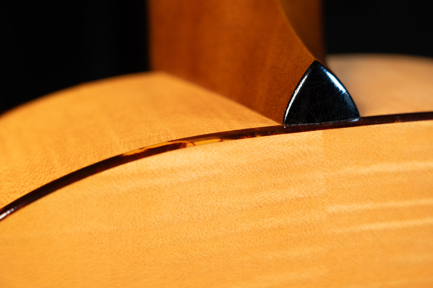 Atkin Kingfisher L-36 Baked Sitka/Flame Maple