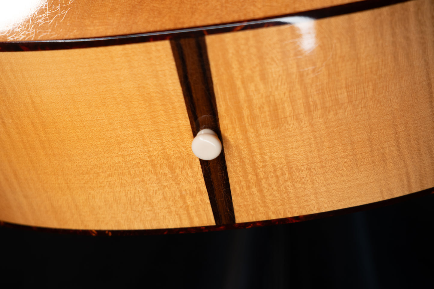 Atkin Kingfisher L-36 Baked Sitka/Flame Maple