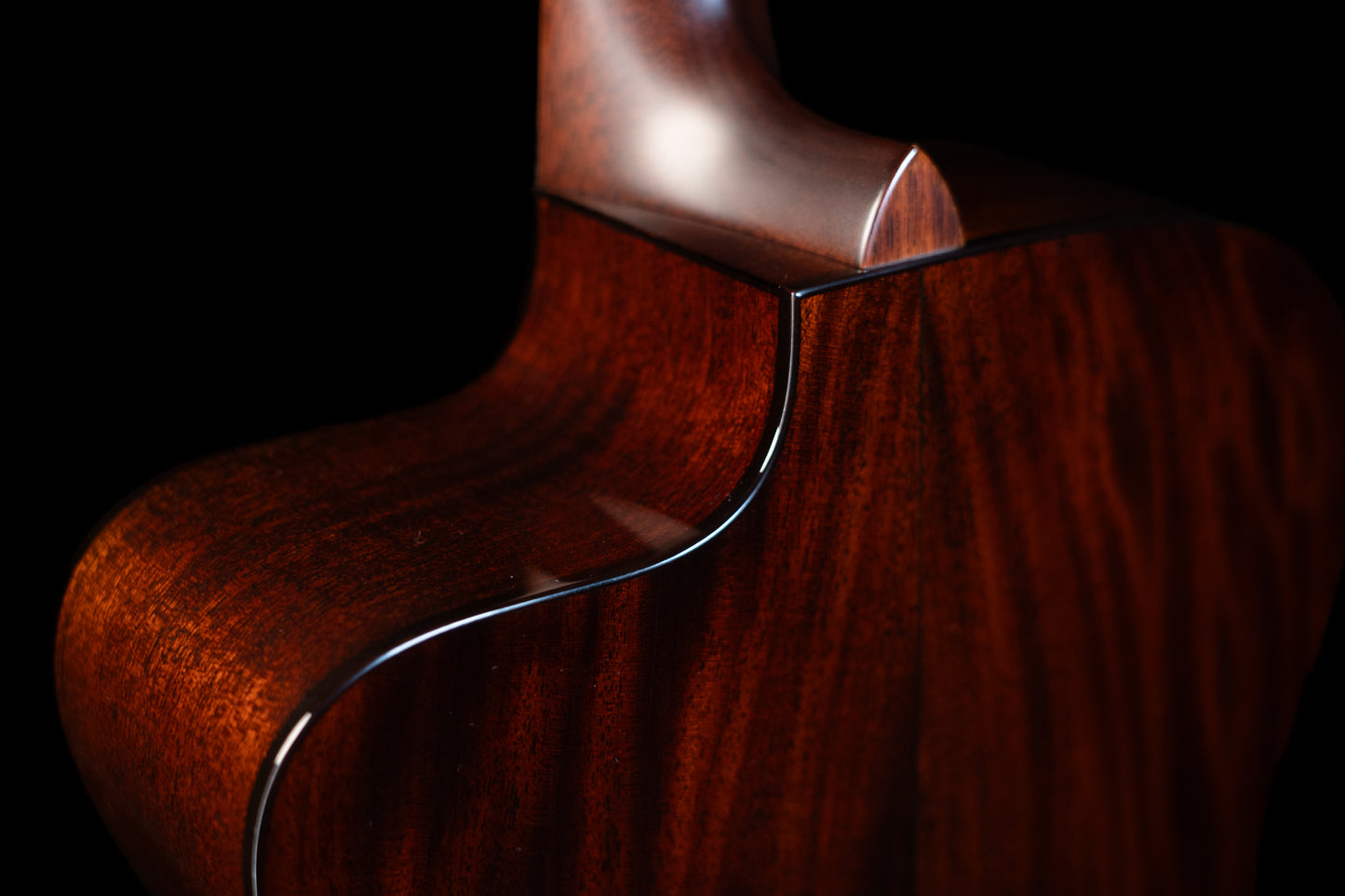 Bourgeois 00-12C "Country Boy" Adirondack / Sinker Mahogany