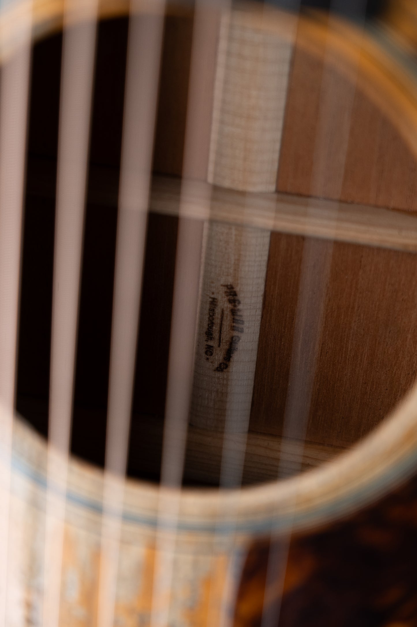 CONSIGNMENT Pre War '34 Style Dreadnought Torrefied Adirondack/Mahogany
