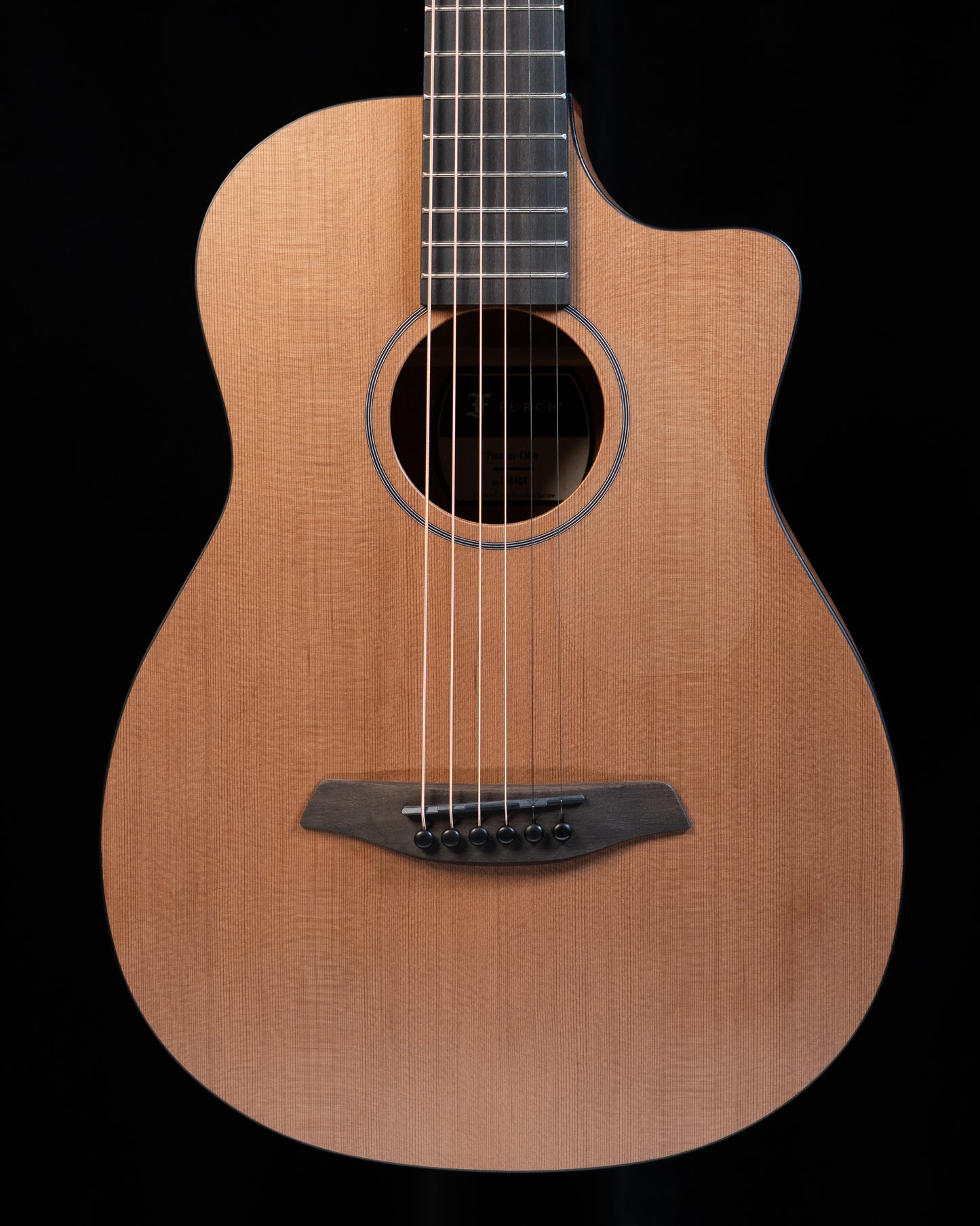 Furch Pioneer CMa Western Red Cedar/Mahogany Travel Guitar