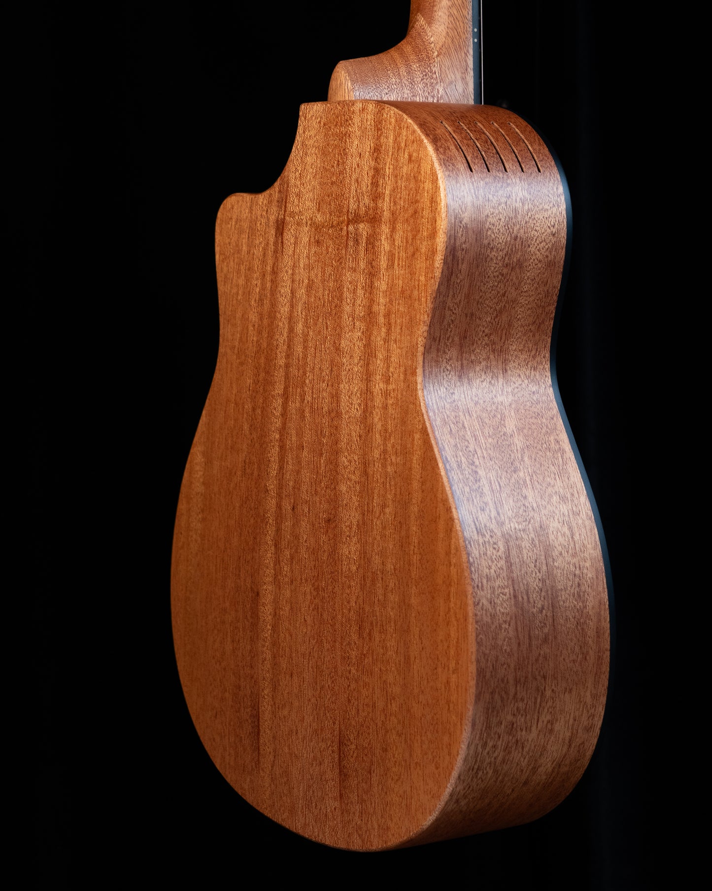 Furch Pioneer CMa Western Red Cedar/Mahogany Travel Guitar