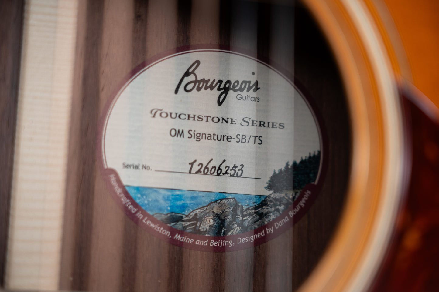 Bourgeois Touchstone OM Signature Old Growth Sitka/Madagascar Rosewood