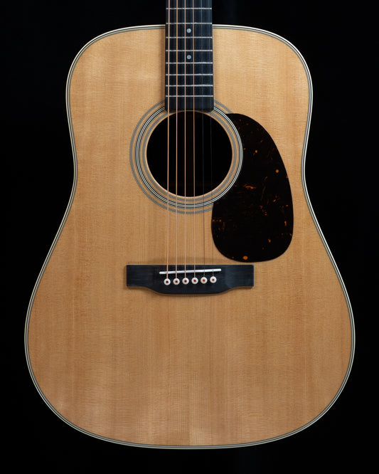 Martin Standard Series D-28