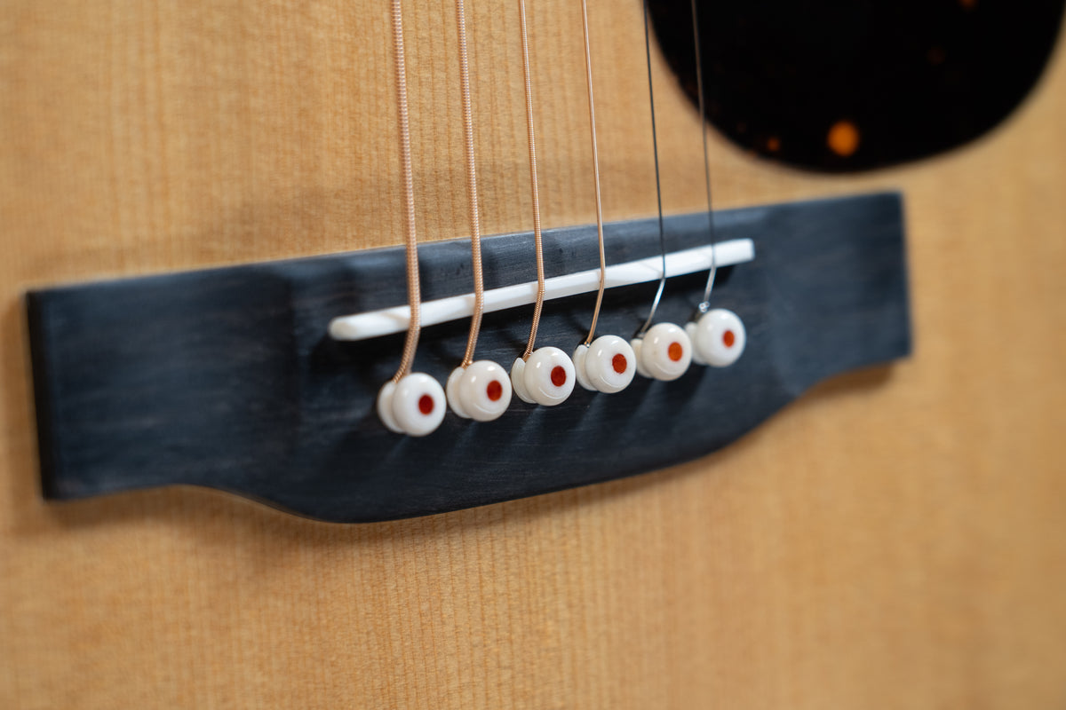 Martin Standard Series D-28