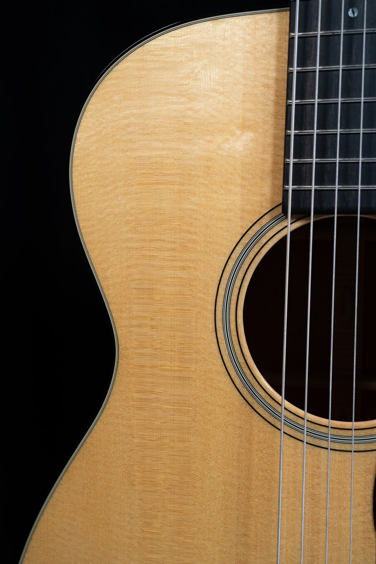 Martin Standard Series 00-18