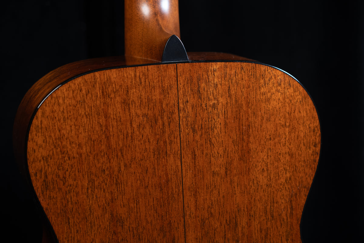 Martin Standard Series 00-18