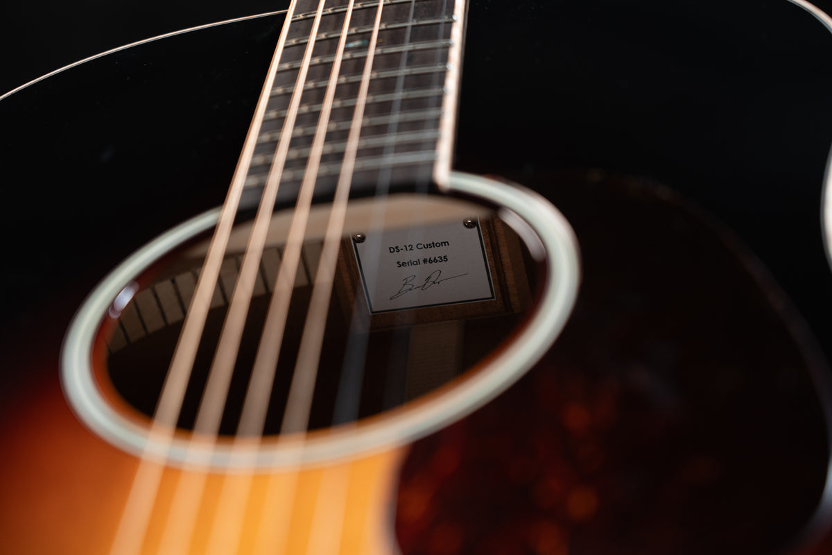 Huss & Dalton DS-12 Custom Carpathian Spruce/Figured Mahogany 12 Fret