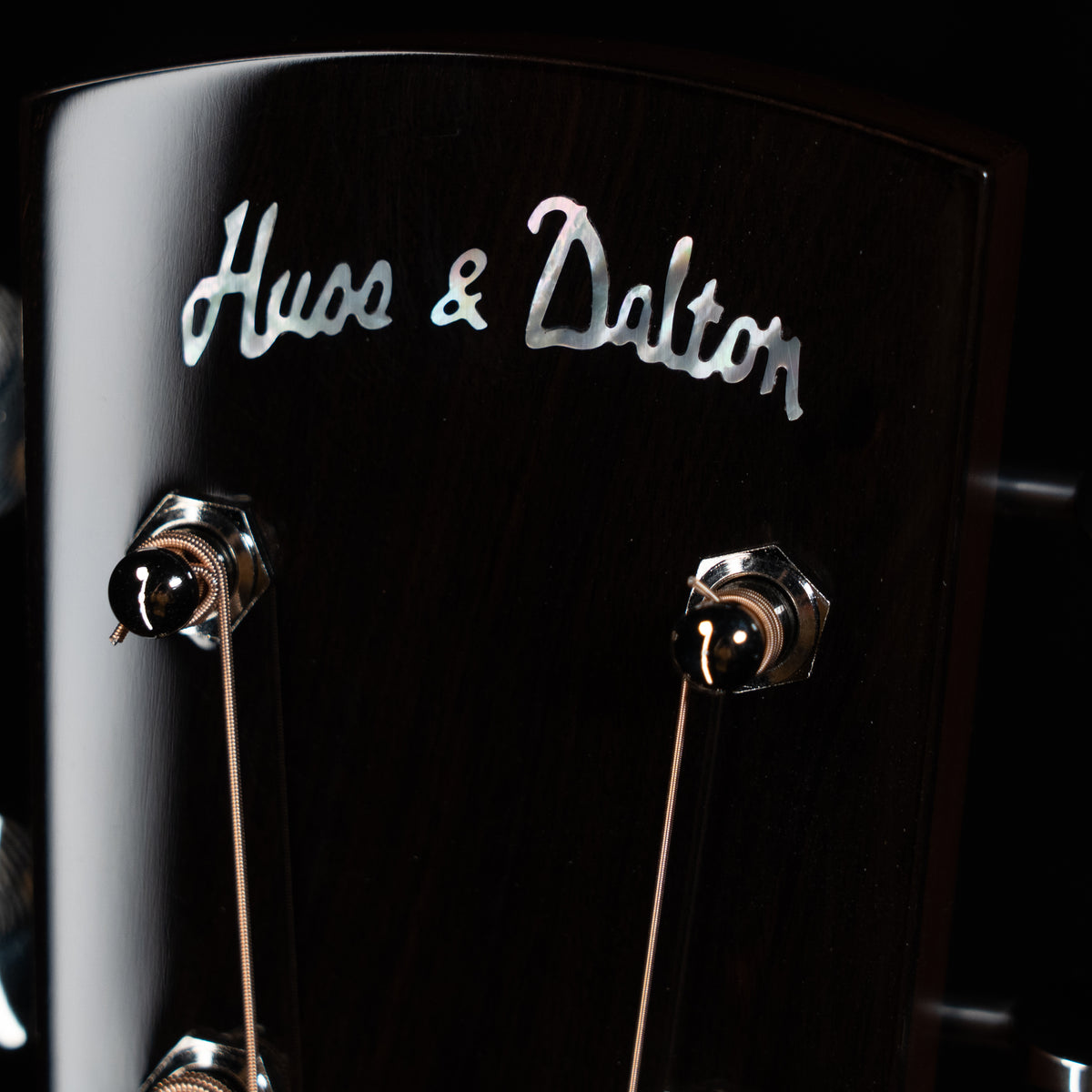Huss & Dalton DS-12 Custom Carpathian Spruce/Figured Mahogany 12 Fret
