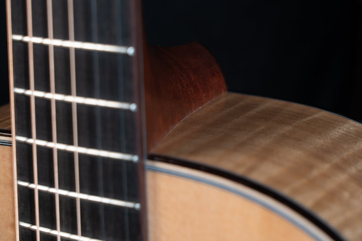 Huss & Dalton 000-Custom Lipton Sitka/Myrtlewood
