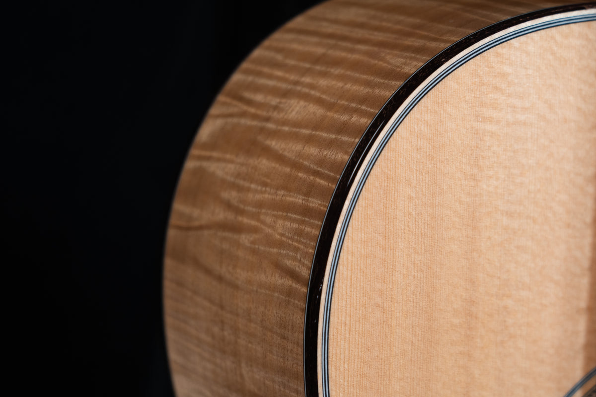 Huss & Dalton 000-Custom Lipton Sitka/Myrtlewood