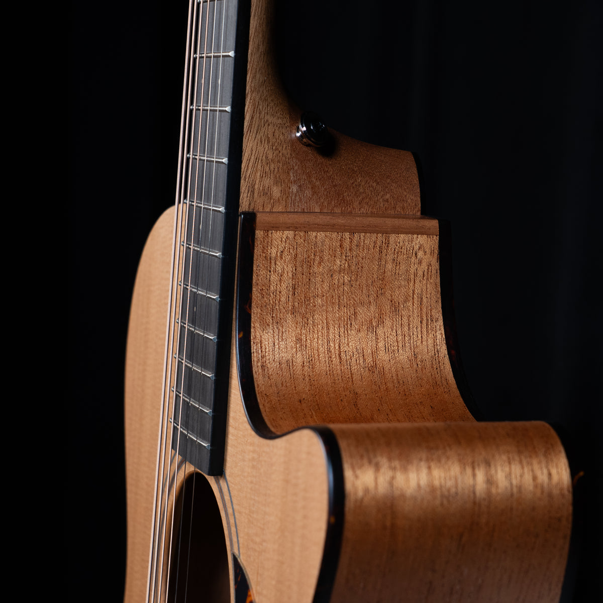 Furch Blue Series OMc-CM 43mm Nut Cedar/Mahogany