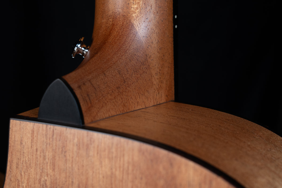 Furch Blue Series OMc-CM 43mm Nut Cedar/Mahogany