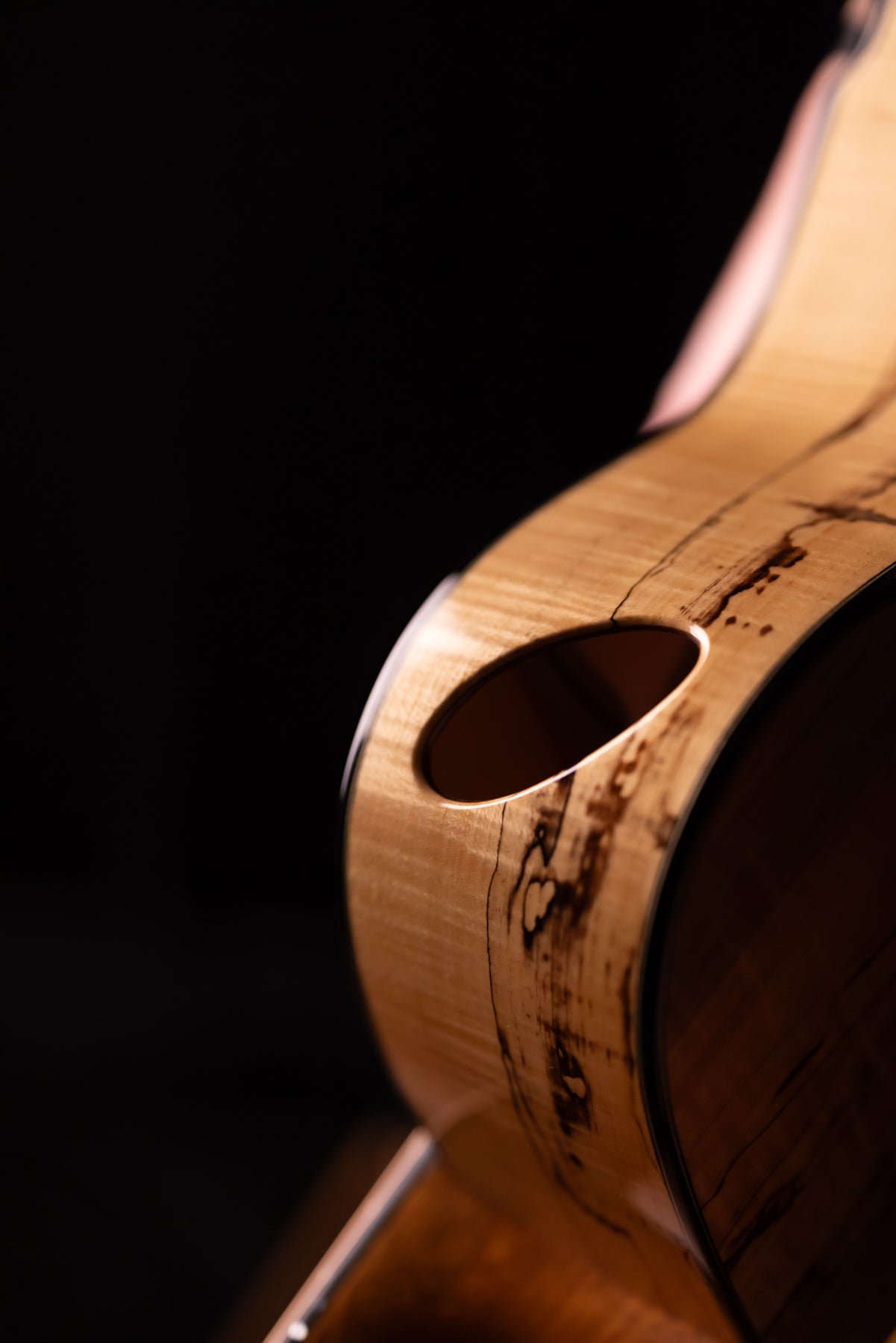 Hozen Blue Label OM FM Swiss Moon Spruce/Spalted Maple