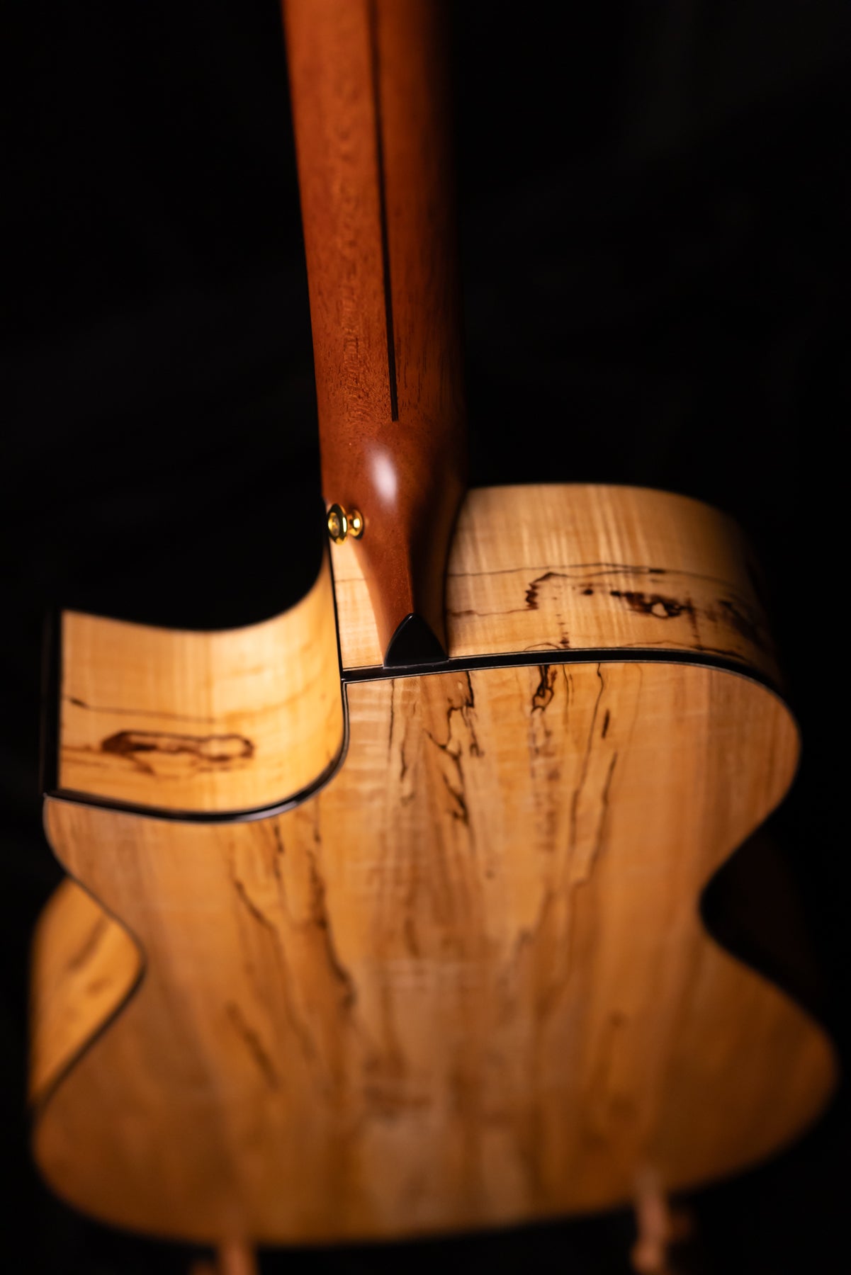 Hozen Blue Label OM FM Swiss Moon Spruce/Spalted Maple