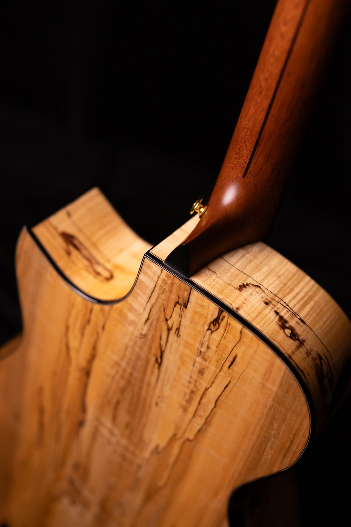 Hozen Blue Label OM FM Swiss Moon Spruce/Spalted Maple