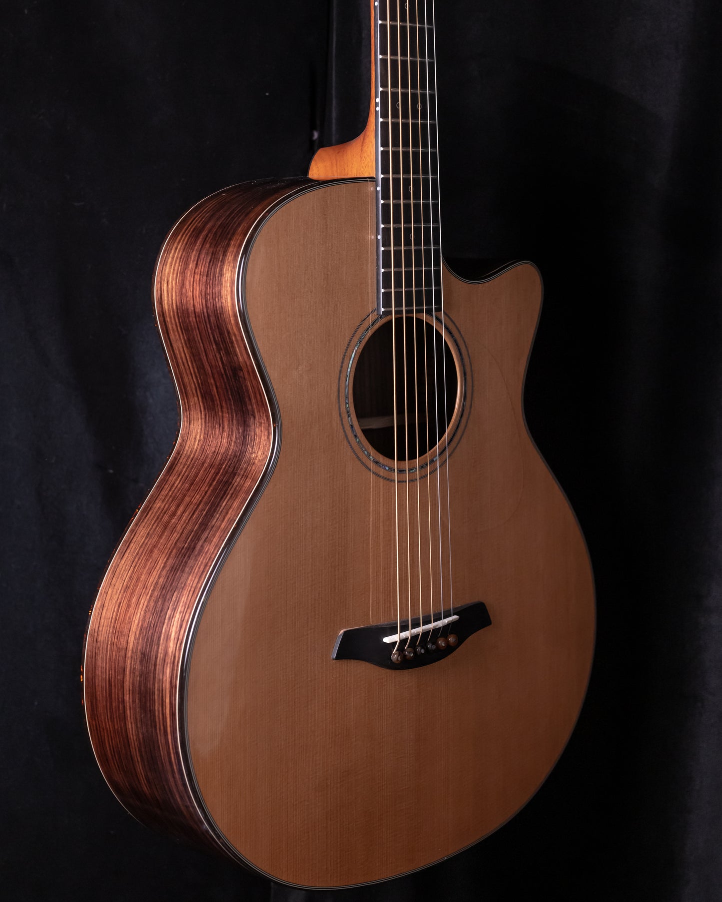 Furch Yellow BARc-CR a Cedar/ Rosewood Baritone Cutaway