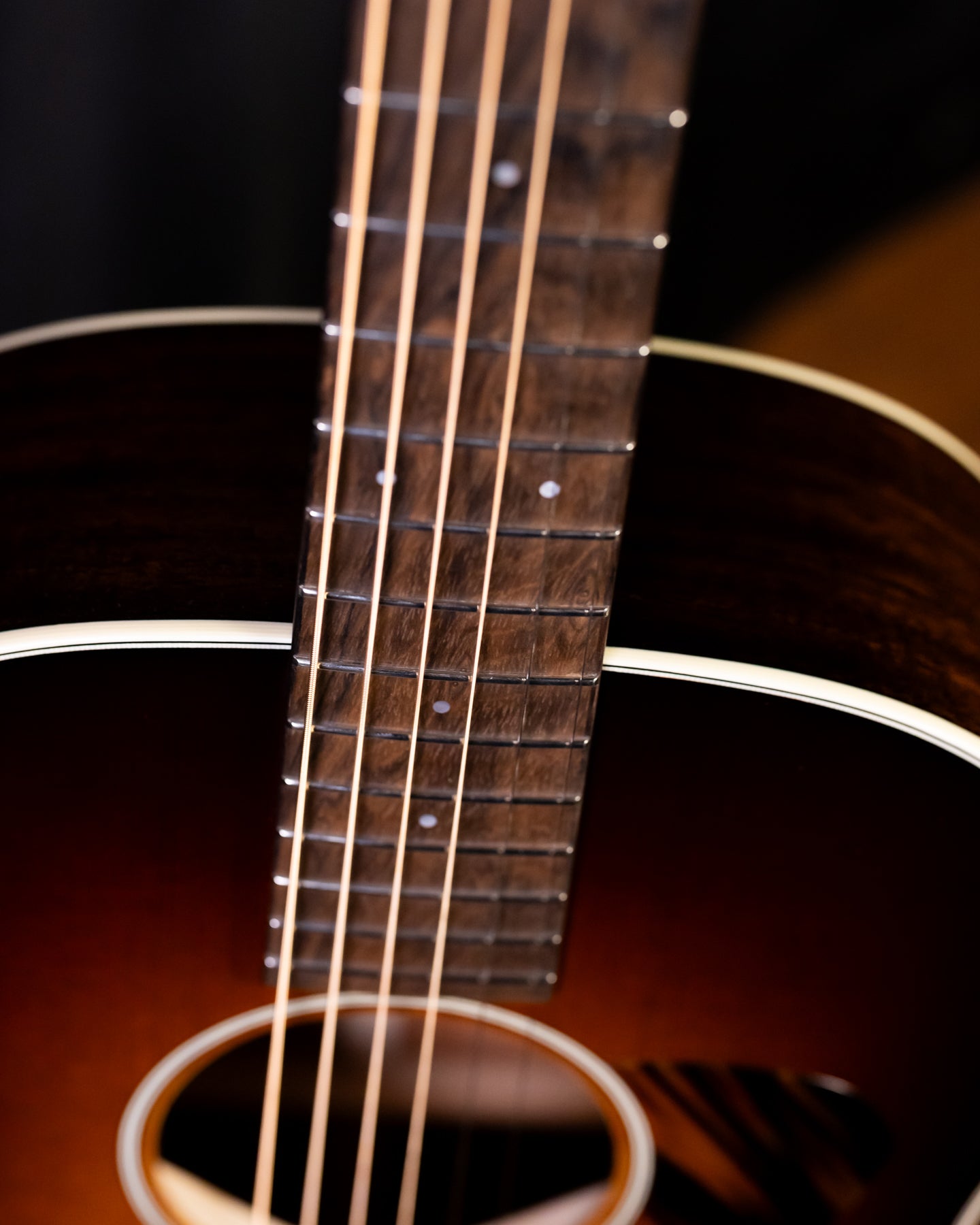 Bourgeois Touchstone Slope D Sunburst Sitka/Mahogany