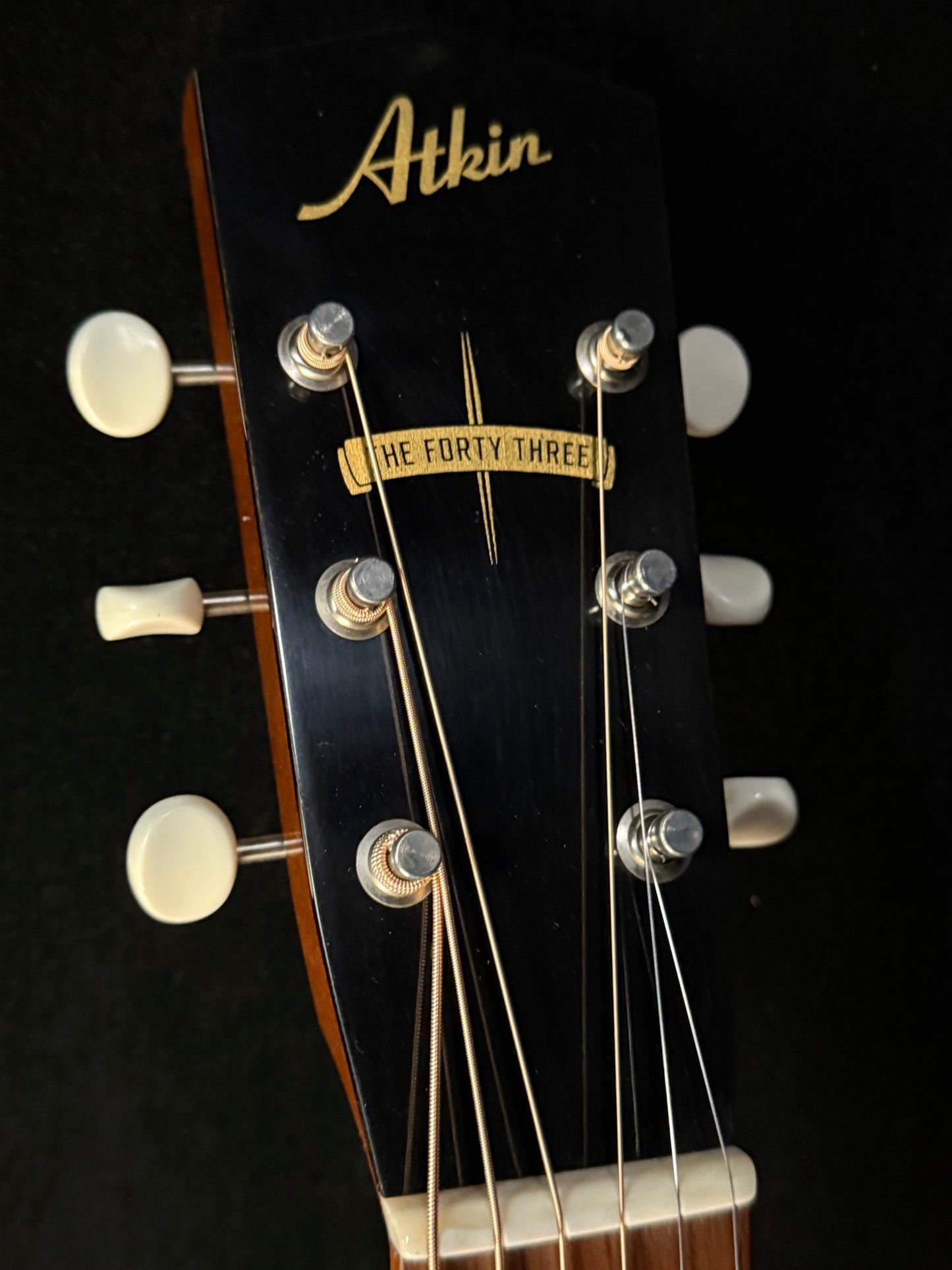 Atkin J-43 Slope Dreadnaught Baked Sitka/Mahogany