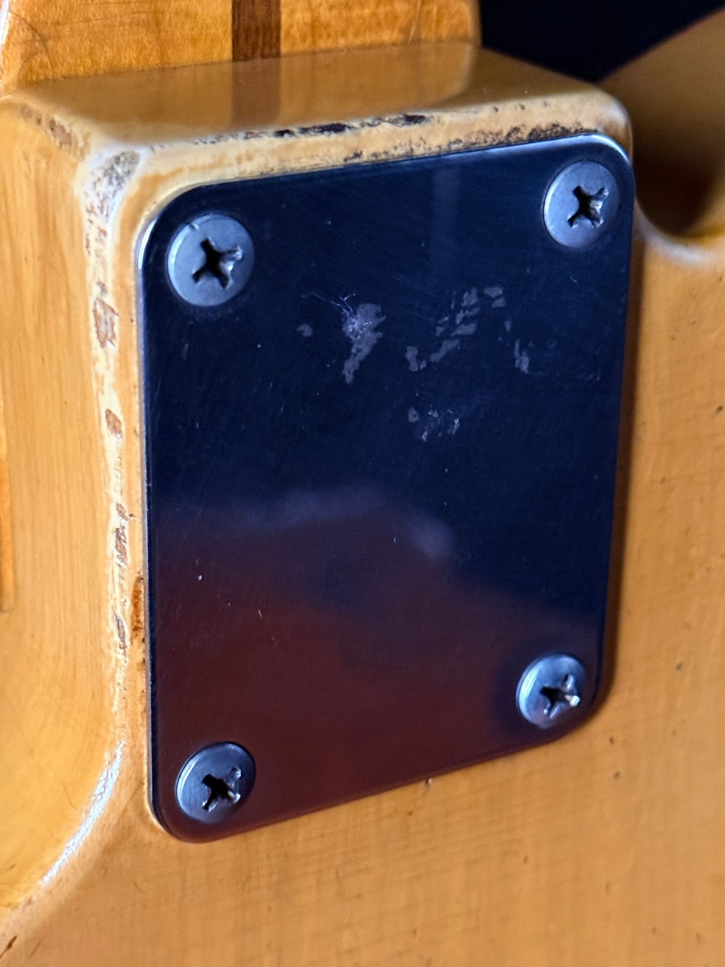 Nacho Guitars Telecaster Butterscotch Blonde Blackguard 2022