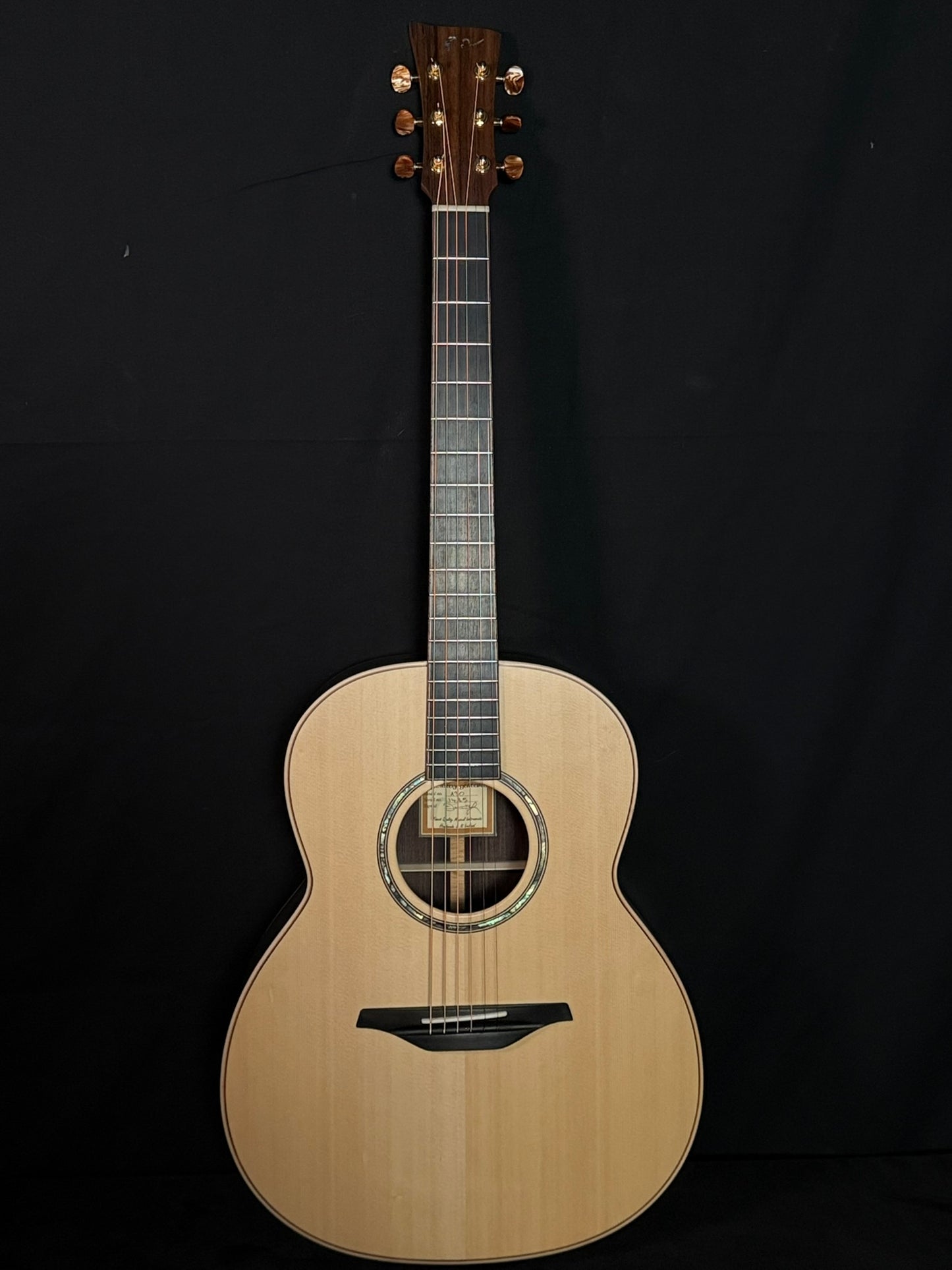 McIlroy A30 Sitka/Indian Rosewood
