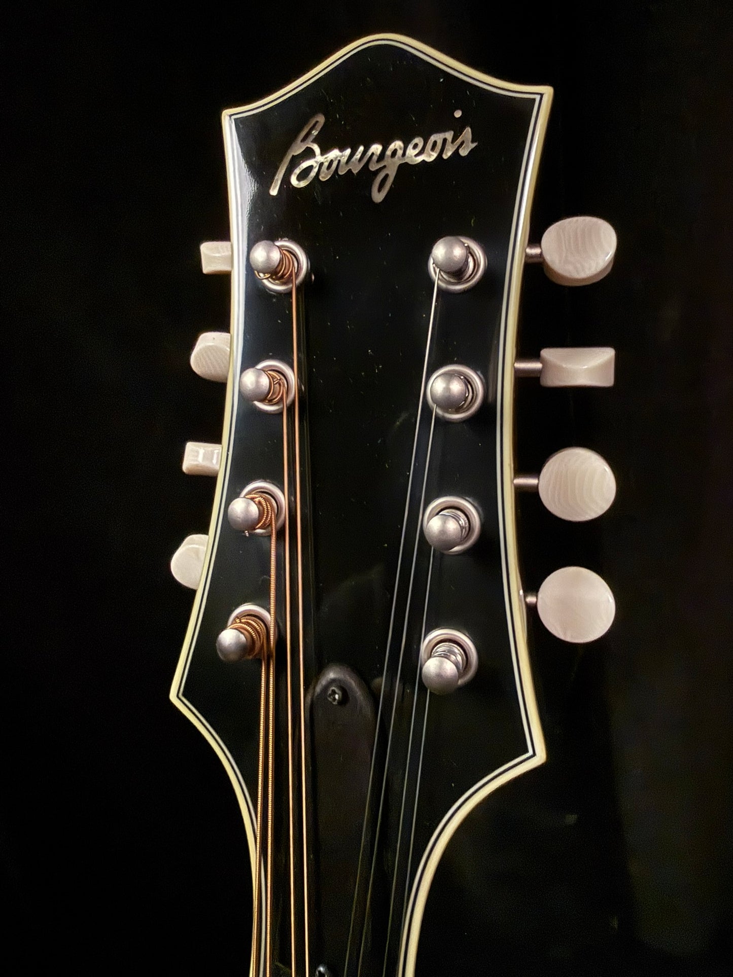 Bourgeois M5A-SB A-Style Mandolin All Torrefied Adirondack/Flame Maple